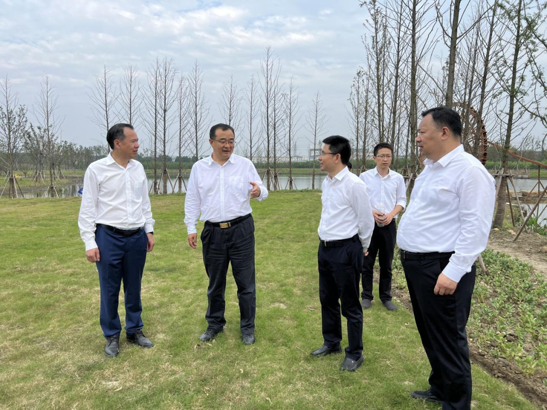 山水丝绸 - 织就农文旅发展锦绣华章!市委副书记、政法委书记黄爱军调研江村1936•山水桑田-苏州市山水丝绸有限公司